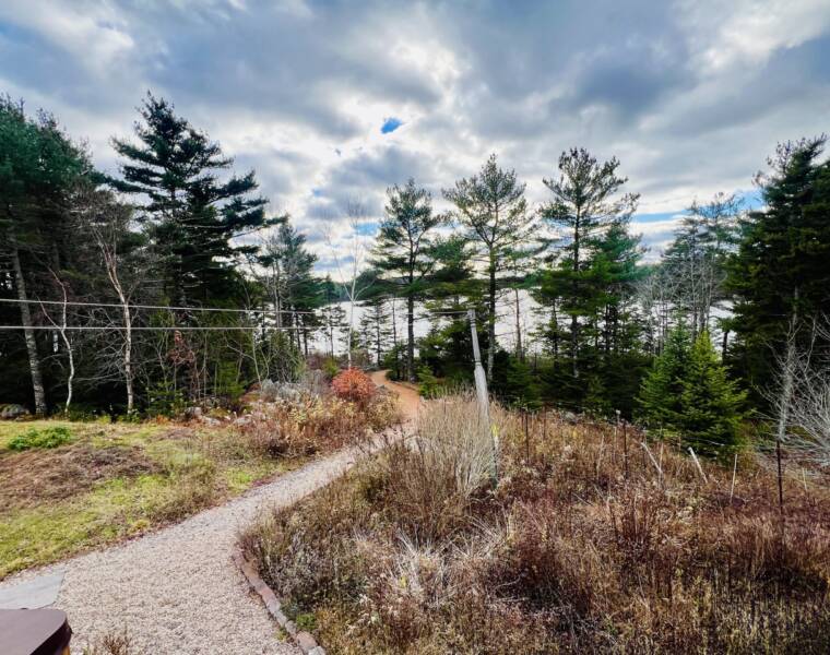 111 Lakeshore Drive, Hammonds Plains, Nova Scotia B4B 1X1 Canada