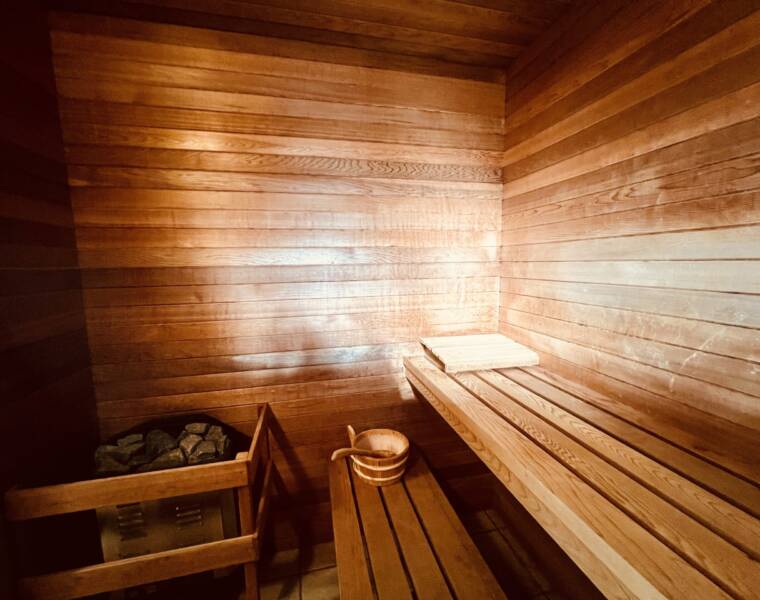 111 Lakeshore Drive, Hammonds Plains, Nova Scotia B4B 1X1 Canada