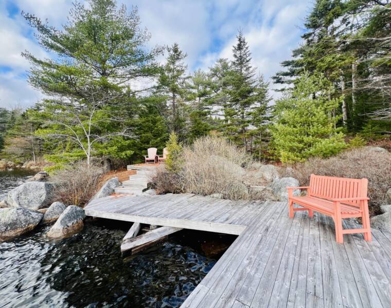 111 Lakeshore Drive, Hammonds Plains, Nova Scotia B4B 1X1 Canada