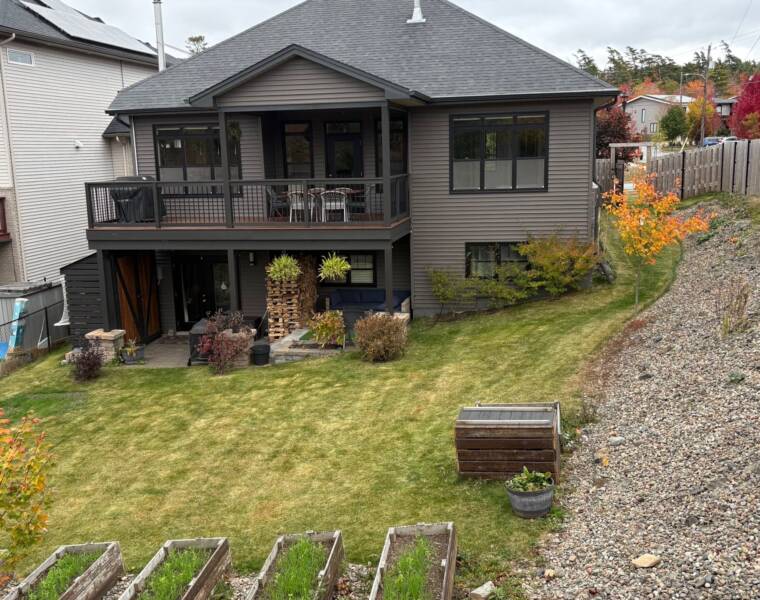 16 Cranfield Court, Bedford, Nova Scotia B4B 0S8 Canada