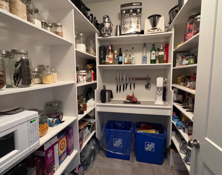 16 Cranfield Court, Bedford, Nova Scotia B4B 0S8 Canada