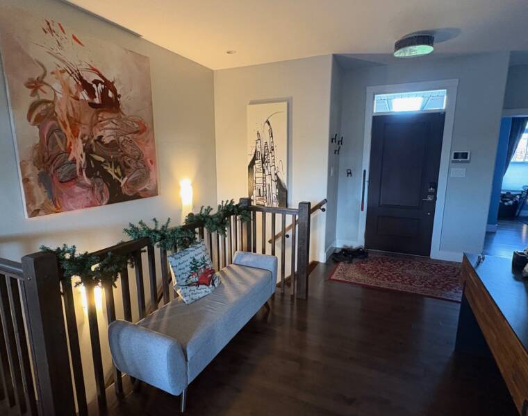 16 Cranfield Court, Bedford, Nova Scotia B4B 0S8 Canada