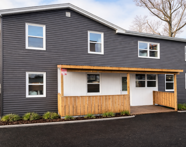 19 Best Street, Dartmouth, Nova Scotia B3A 2W9 Canada