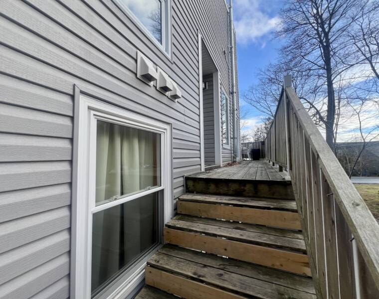 2/356 Shore Drive, Bedford, Nova Scotia B4A 1C8 Canada