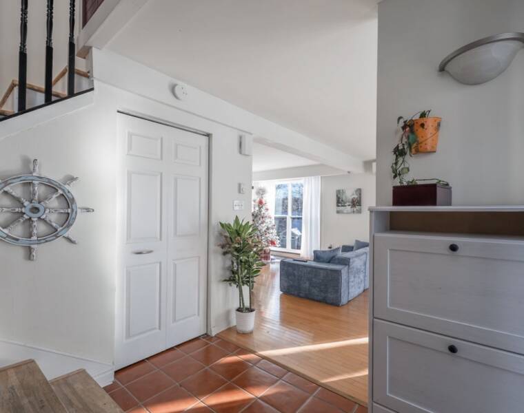 2/356 Shore Drive, Bedford, Nova Scotia B4A 1C8 Canada