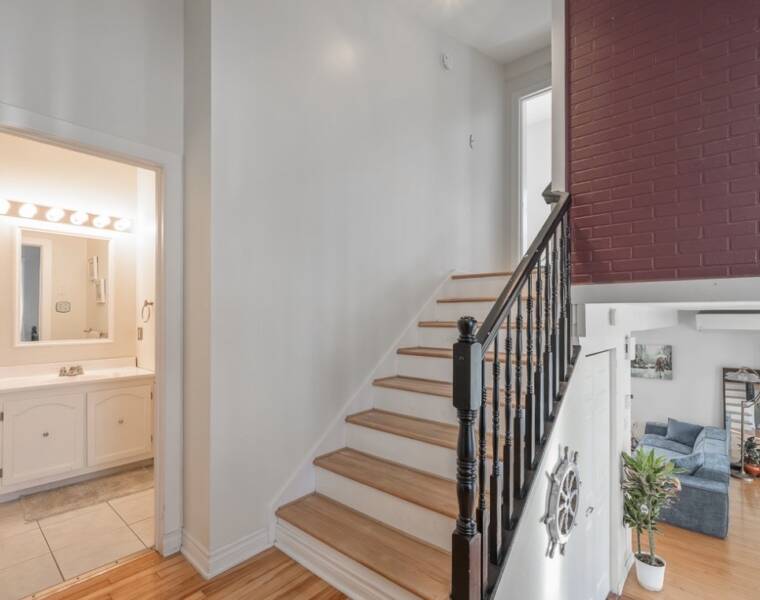 2/356 Shore Drive, Bedford, Nova Scotia B4A 1C8 Canada