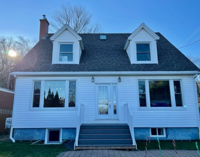 2 Tremont Street, Halifax, Nova Scotia B3M 1X7 Canada