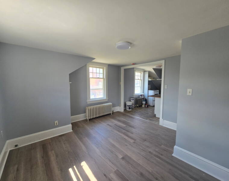 2/335 Portland Street, Dartmouth, Nova Scotia B2Y 1K7 Canada