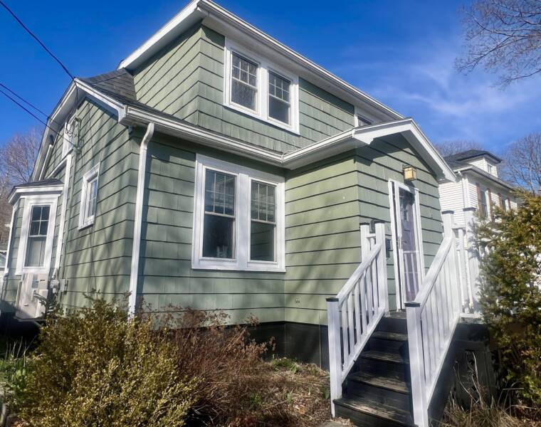 313 Portland Street, Dartmouth, Nova Scotia B2Y 1K3 Canada