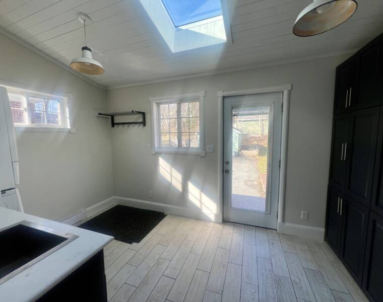 313 Portland Street, Dartmouth, Nova Scotia B2Y 1K3 Canada