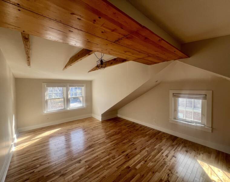 313 Portland Street, Dartmouth, Nova Scotia B2Y 1K3 Canada